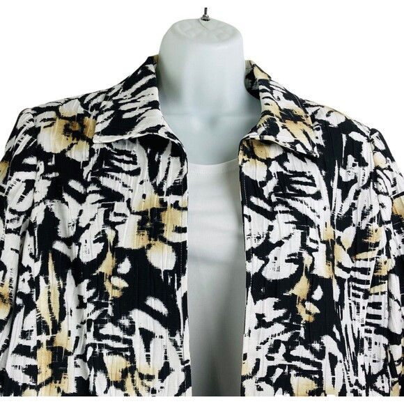 Alfred Dunner Women’s Size 12 Black White Floral Pattern Lined Open Front Jacket - Picture 2 of 11